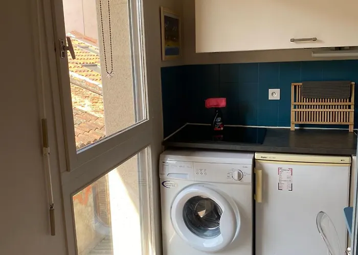 Meuble Classe Carmes , Entree Autonome, Wifi, Climatise, Petit Parking Prive