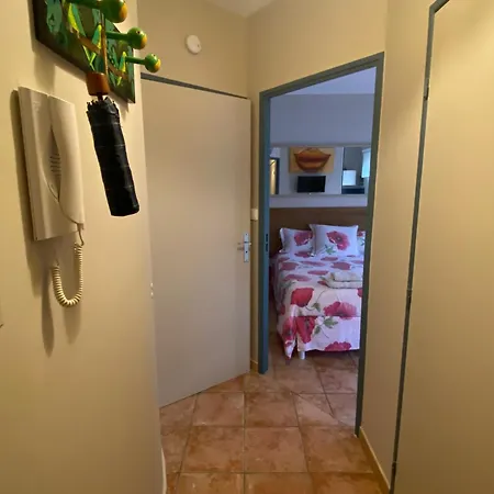 Meuble Classe Carmes , Entree Autonome, Wifi, Climatise, Petit Parking Prive *