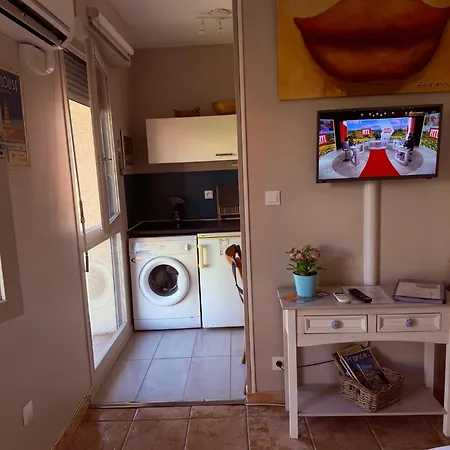 Meuble Classe Carmes , Entree Autonome, Wifi, Climatise, Petit Parking Prive *