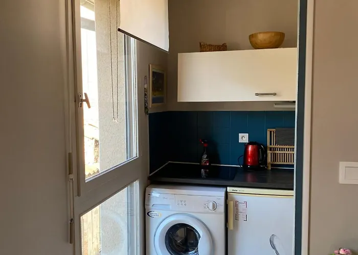 Meuble Classe Carmes , Entree Autonome, Wifi, Climatise, Petit Parking Prive 아파트